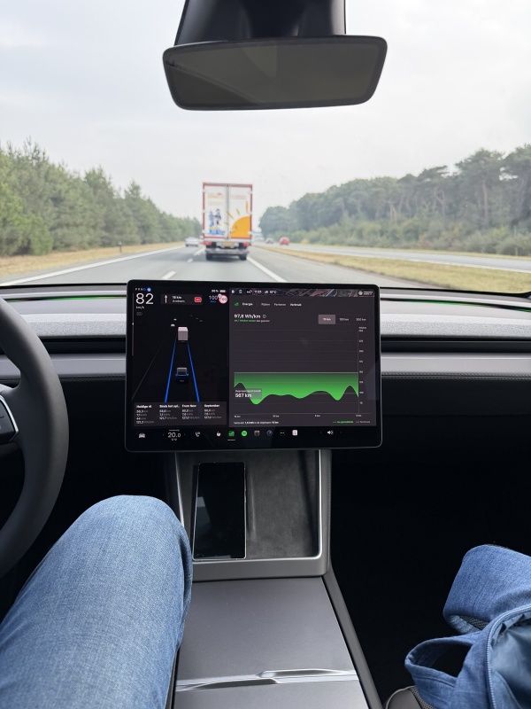 Afbeeldingslocatie: https://tweakers.net/i/CJNDB7Bu_5HhsQ8Er9Y0ik-MxI0=/x800/filters:strip_icc():strip_exif()/f/image/ykiZ0yTF6k7KAlNFtETQOkMR.jpg?f=fotoalbum_large