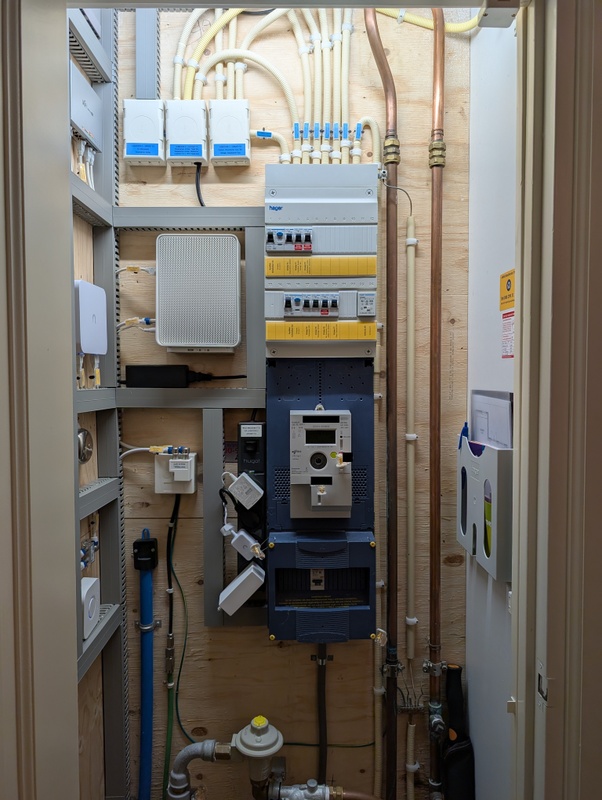 Afbeeldingslocatie: https://tweakers.net/i/CKTdEDS8s-1WvDxT6UVYO2CDxe4=/x800/filters:strip_icc():strip_exif()/f/image/80hD19ZE4Y4Ia0cdkOLgcNIf.jpg?f=fotoalbum_large