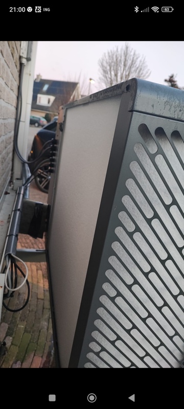 Afbeeldingslocatie: https://tweakers.net/i/CLIh3PVMd2taz4jVEmsUGUtYwio=/x800/filters:strip_icc():strip_exif()/f/image/C4tQNrgHLDPSCM5sVtdWXgns.jpg?f=fotoalbum_large