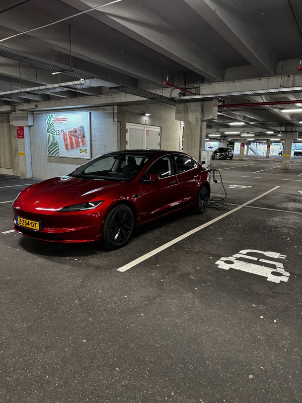 Afbeeldingslocatie: https://tweakers.net/i/CM7a3Bd7843TZ_mfv-CDygu6hFA=/x800/filters:strip_icc():strip_exif()/f/image/kEzWeYurJRHNu4BNY2D4Uiih.jpg?f=fotoalbum_large