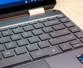 HP Spectre x360 14-ea