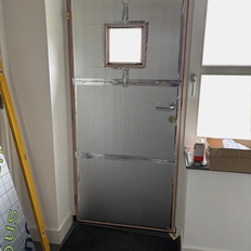 Afbeeldingslocatie: https://tweakers.net/i/COFvJgQQEuWYECiANB-92DMwQeE=/232x232/filters:strip_icc():strip_exif()/f/image/6tUpLZupt5ajjAr430afn4oB.jpg?f=fotoalbum_tile