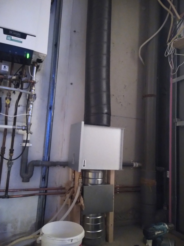 Afbeeldingslocatie: https://tweakers.net/i/CQ-nDdZ3Tjds66qvyV9QSdbgw8k=/x800/filters:strip_icc():strip_exif()/f/image/KW8NaCqyKaZr8EreVB6hFc3G.jpg?f=fotoalbum_large