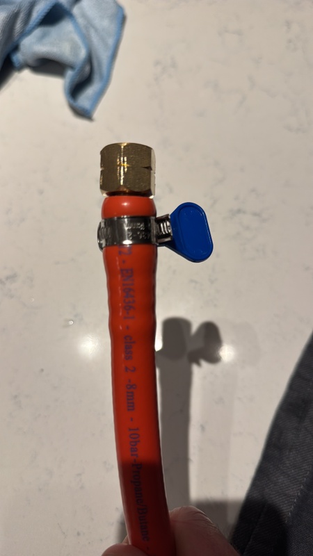 Afbeeldingslocatie: https://tweakers.net/i/CSgyCeq6IhR5IOz_mDJR89JX5fM=/x800/filters:strip_icc():strip_exif()/f/image/lamRgBPmxjz9PzvqxDNQI5Hz.jpg?f=fotoalbum_large