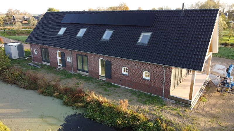 Afbeeldingslocatie: https://tweakers.net/i/CT9_MzwCkVumWuy2rml824r1LLA=/800x/filters:strip_icc():strip_exif()/f/image/BsvDFw0wnYNM6dVNyUdJY6r4.jpg?f=fotoalbum_large