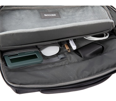 Incase A.R.C. Brief met ReSpun 100% gerecycled polyester