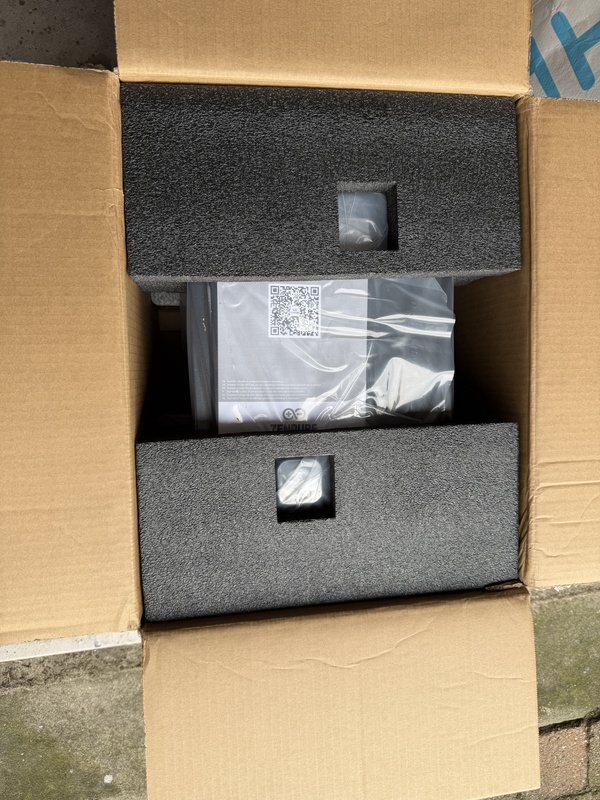 Afbeeldingslocatie: https://tweakers.net/i/CUk-did8BUegtduxzYSjBxcGFEM=/x800/filters:strip_icc():strip_exif()/f/image/wvvL4KSk1vcUHPQTL562QBNF.jpg?f=fotoalbum_large