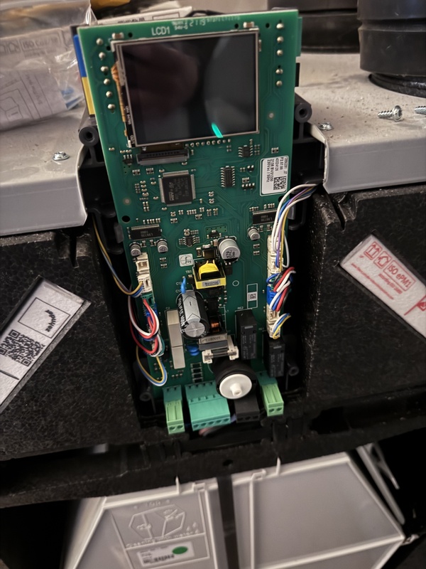 Afbeeldingslocatie: https://tweakers.net/i/CXYWpF9AaFLT6zdgJOI_vMYGHSw=/x800/filters:strip_icc():strip_exif()/f/image/LZ0A82lV5gosMjs1nrfG8c5Z.jpg?f=fotoalbum_large