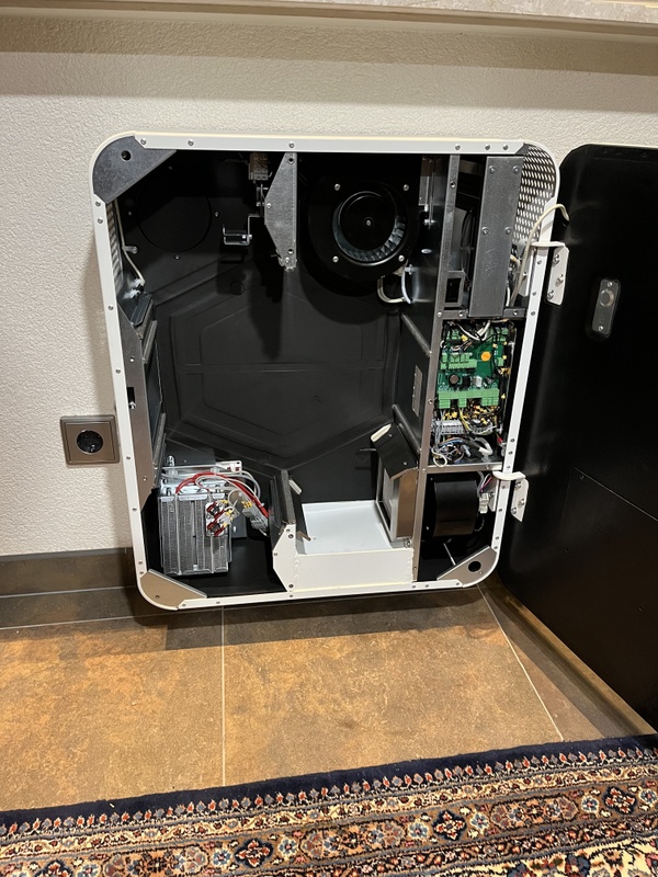 Afbeeldingslocatie: https://tweakers.net/i/CYmkyK5GY0W6nJLcY7Or8yRRkSw=/x800/filters:strip_icc():strip_exif()/f/image/jjJrcOumazWea9RypxiBP1rU.jpg?f=fotoalbum_large