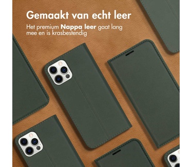 Accezz Premium Leather Slim Bookcase iPhone 12 (Pro) - Groen