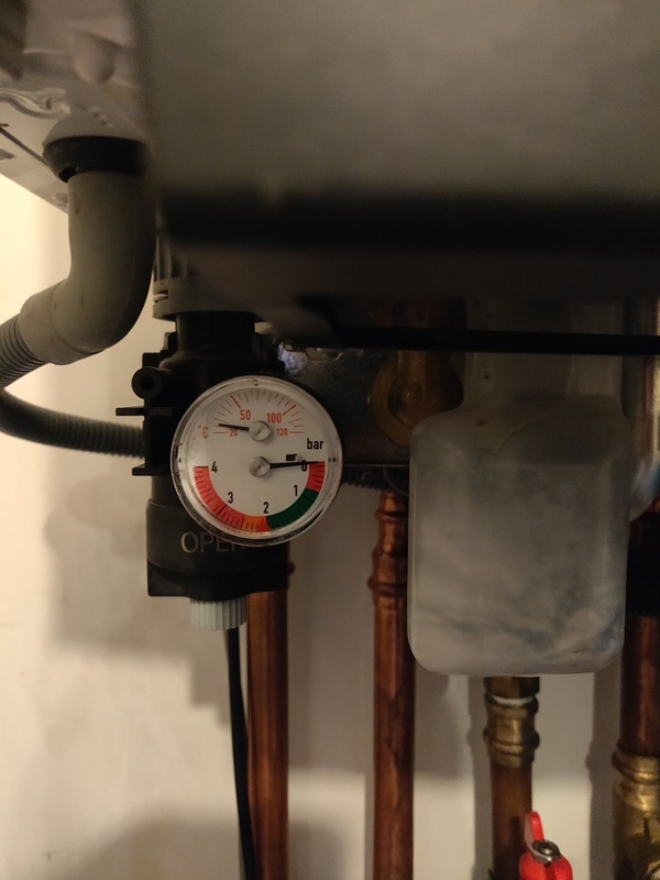 Afbeeldingslocatie: https://tweakers.net/i/C_1o1vkLAu2Yb3cdN7EOmlm0hf4=/x800/filters:strip_icc():strip_exif()/f/image/nYUFCJm5m13L5nUsfBsuJCKu.jpg?f=fotoalbum_large