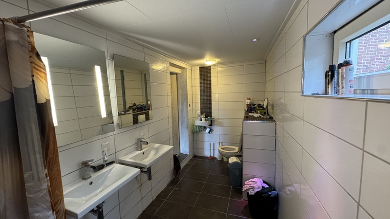 Afbeeldingslocatie: https://tweakers.net/i/C_6oAOuDsPxhabFMOxzYt1wSwCY=/800x/filters:strip_icc():strip_exif()/f/image/DduIYfQFYkaTRQLiyicdgaFi.jpg?f=fotoalbum_large