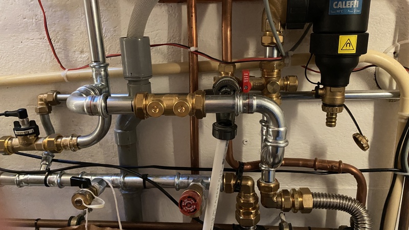 Afbeeldingslocatie: https://tweakers.net/i/CawhOqQu6JqFAMm_J0FApW71yfI=/800x/filters:strip_icc():strip_exif()/f/image/THMbJZxWaDRPhGicn2tsNpn2.jpg?f=fotoalbum_large