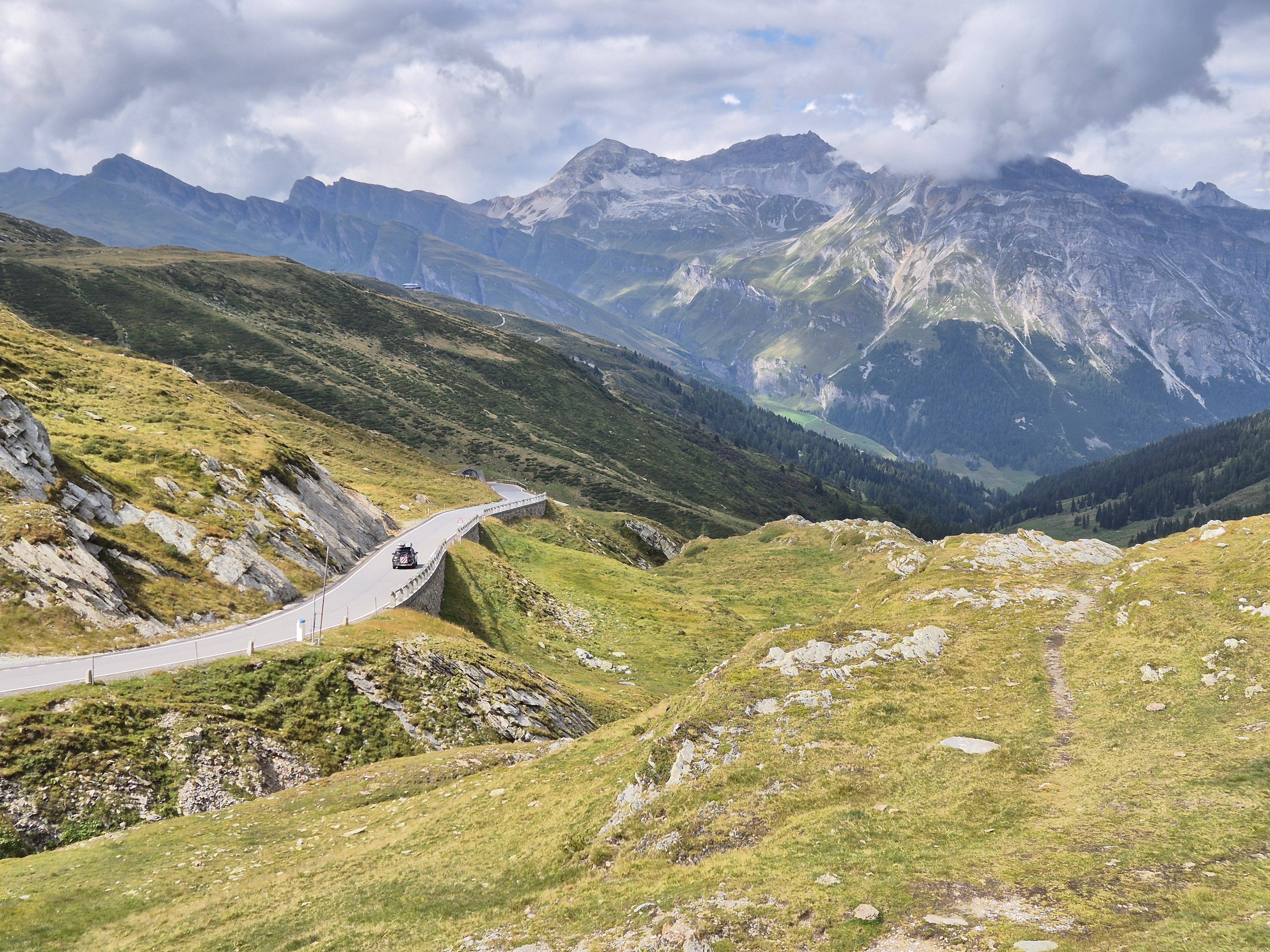 Afbeeldingslocatie: https://tweakers.net/i/CbQAGKK-fNBUvQofjaTh9SMN6a4=/fit-in/4920x3264/filters:max_bytes(3145728):no_upscale():strip_icc():strip_exif()/f/image/W04p57iiuUUAuVVo8sDHGE88.jpg?f=user_large