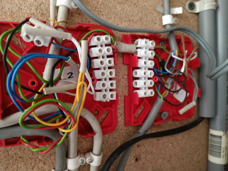 Afbeeldingslocatie: https://tweakers.net/i/CcCXjFOLWHk8DrLufb5Pw39H1_I=/800x/filters:strip_icc():strip_exif()/f/image/538xLtNRojQvwW2S7esDydhX.jpg?f=fotoalbum_large