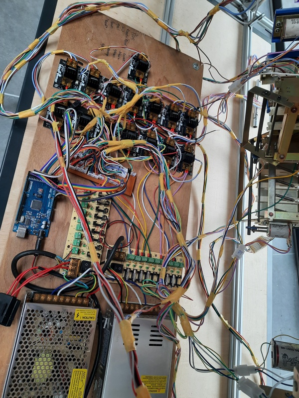Afbeeldingslocatie: https://tweakers.net/i/CeRYmPRC60-gDy9FTIYS7dLQKqY=/x800/filters:strip_icc():strip_exif()/f/image/1dLhFAU7W0rWnZIunEBHZtln.jpg?f=fotoalbum_large