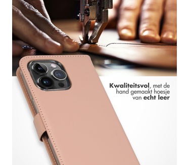 Selencia Echt Lederen Bookcase iPhone 15 Pro Max - Dusty Pink
