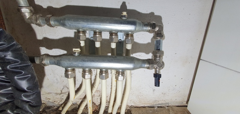 Afbeeldingslocatie: https://tweakers.net/i/Cfrp9YDd1969C5_8sOQnVOYFeuQ=/800x/filters:strip_icc():strip_exif()/f/image/WX9uSFHjk9XQf9yub7qaORQD.jpg?f=fotoalbum_large