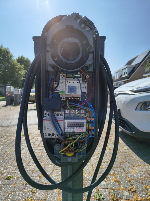 Afbeeldingslocatie: https://tweakers.net/i/Cg6GKV6O2Uk6JfcWaIzwE_5DLrA=/x800/filters:strip_icc():strip_exif()/f/image/oH5DwYSktOtY8wu8F4qtWCN3.jpg?f=fotoalbum_large