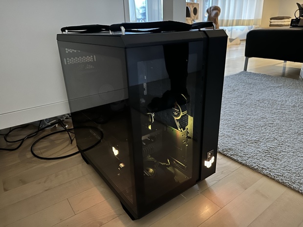 Afbeeldingslocatie: https://tweakers.net/i/ClNvC5T6xMH-7YjJcWRu5weFlhY=/620x/filters:strip_icc():strip_exif()/m/177742/1PBgx0uuFXRepdUfxwtOXhDPwifnO1Ih2Ehp1b2LmOoLtmcyoY.jpeg?f=620xauto