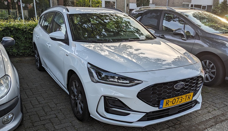 Afbeeldingslocatie: https://tweakers.net/i/ClRyN6XWoJC6MTkFmQ2IvQaxh-I=/800x/filters:strip_icc():strip_exif()/f/image/05zUTP2GaoyngYzq3JzZjcbs.jpg?f=fotoalbum_large