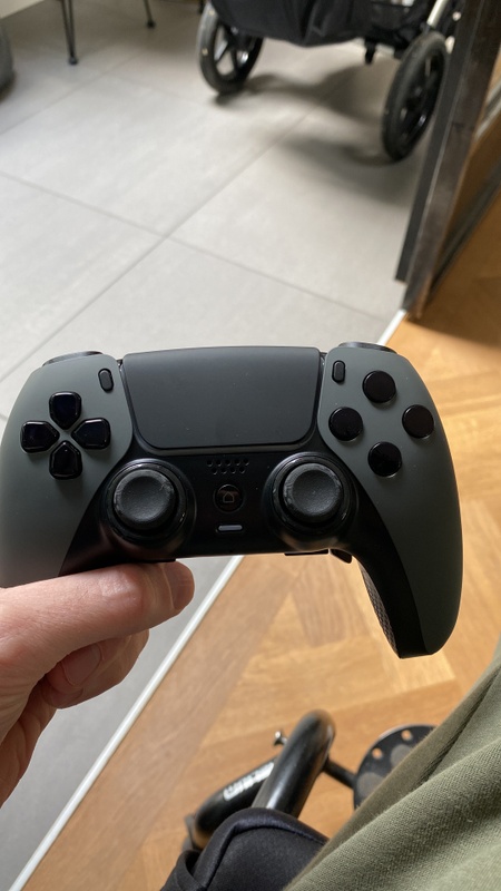 Afbeeldingslocatie: https://tweakers.net/i/Clrs9th_bDjegPVTPefT9Alj1sY=/x800/filters:strip_icc():strip_exif()/f/image/7pDCidAjORYWVpgd6XuXdvjh.jpg?f=fotoalbum_large