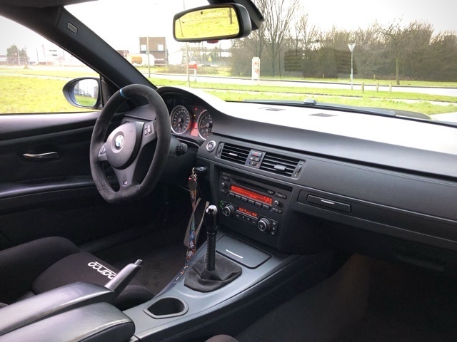 Afbeeldingslocatie: https://tweakers.net/i/CogXLEaLnXqinZBuJ8d28aXo7qc=/full-fit-in/4920x3264/filters:max_bytes(3145728):no_upscale():strip_icc():fill(white):strip_exif()/f/image/f5acFECRtsKrH2Pu4LofYJ6n.jpg?f=user_large