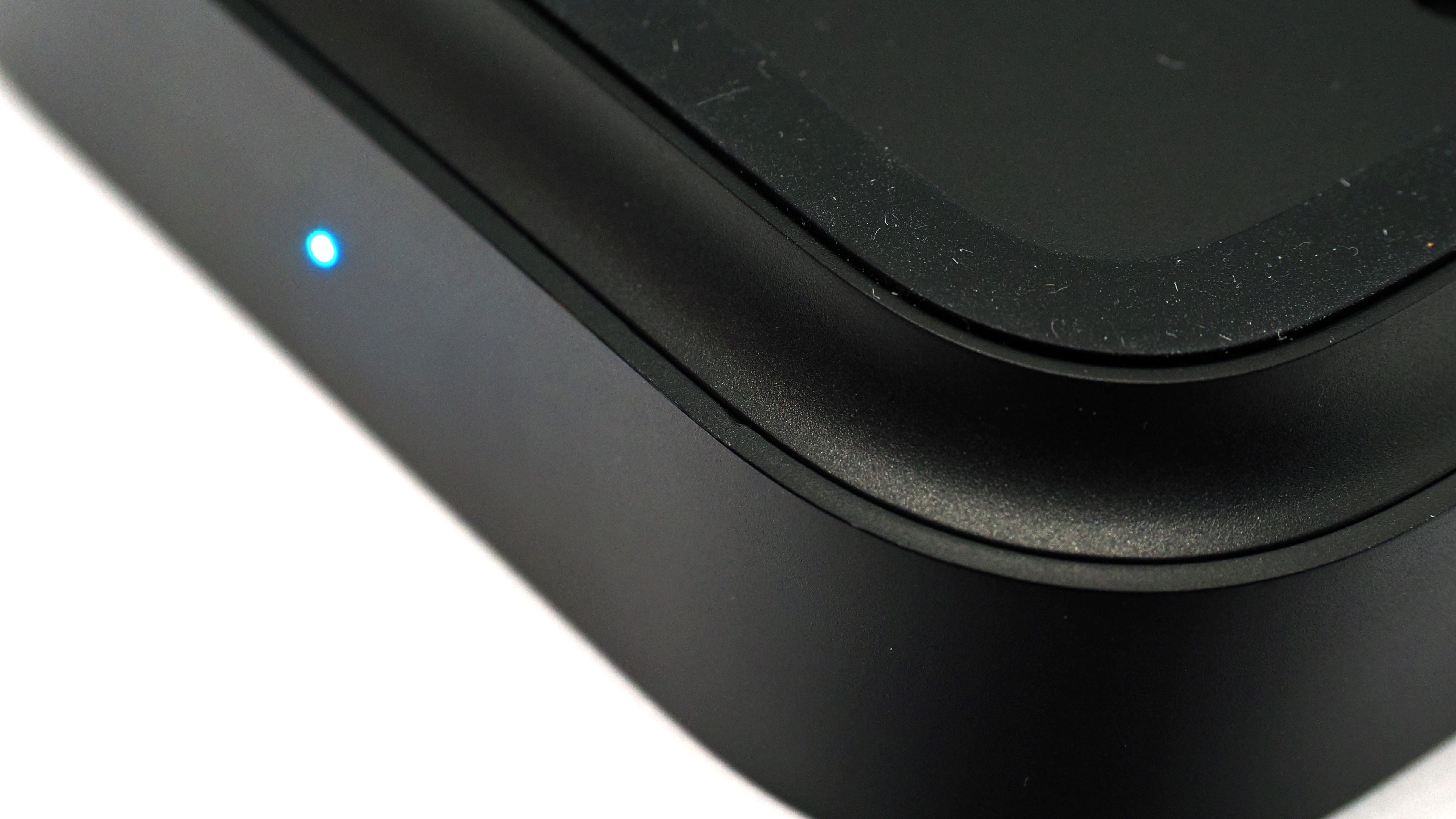 Afbeeldingslocatie: https://tweakers.net/i/CqFgmOJSKPaGQwOvLLh3XapwrMg=/fit-in/4920x3264/filters:max_bytes(3145728):no_upscale():strip_icc():strip_exif()/f/image/ya35svjPgFDsNI6Kv1N2UxU3.jpg?f=user_large