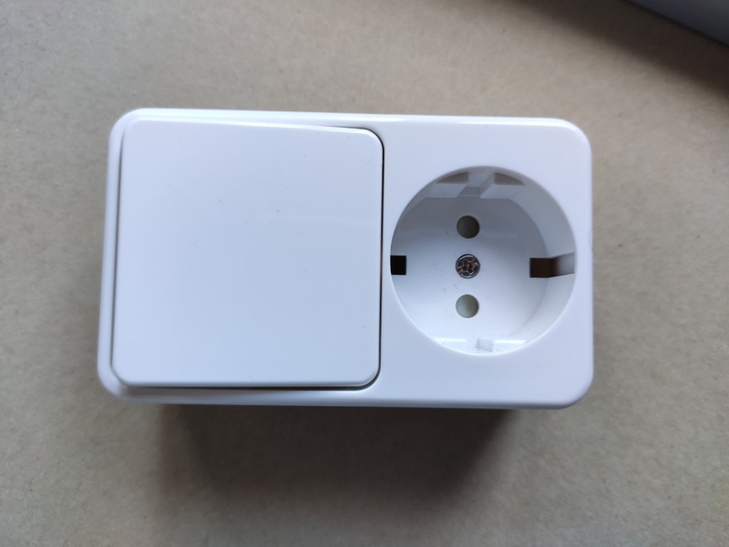 Afbeeldingslocatie: https://tweakers.net/i/CqODG1Vk8bjKYRVEFp4X-bbQja4=/800x/filters:strip_icc():strip_exif()/f/image/7lUINtvKUx5lUVdLon26Bwo7.jpg?f=fotoalbum_large