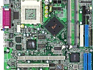 MSI MS-6394 single PIII serverplankje voor de zelfbouw loadbalancer