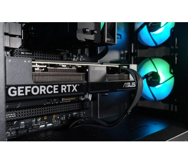 Xenith Expert Artex - Ryzen 7 7700 - GeForce RTX 5070
