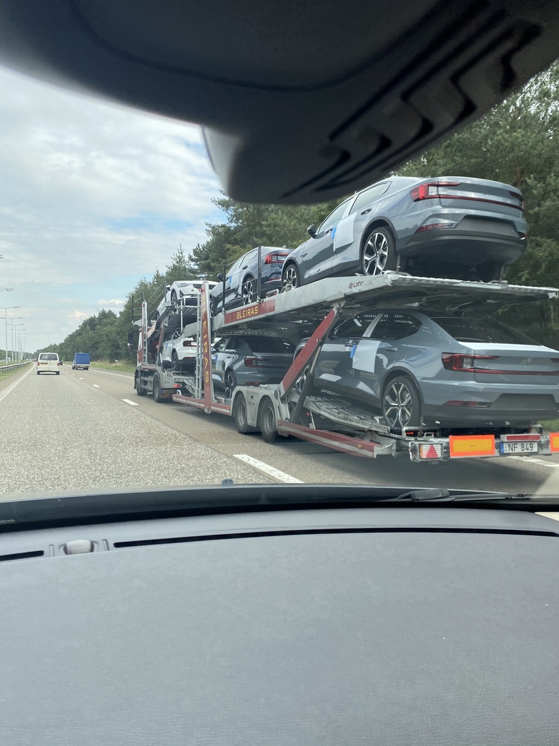 Afbeeldingslocatie: https://tweakers.net/i/CsrIk8-i-Rn5GgmcQoAGeza77Q4=/800x/filters:strip_icc():strip_exif()/f/image/tXjmuzLWiMnOwraUiJGY7FvQ.jpg?f=fotoalbum_large