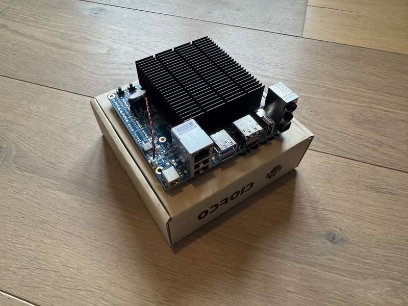 Afbeeldingslocatie: https://tweakers.net/i/CzyOyIOARRp0eHEKm-KmD8Dfd3k=/800x/filters:strip_icc():strip_exif()/f/image/Cglrfv3cEslhKUezbCJXboQQ.jpg?f=fotoalbum_large