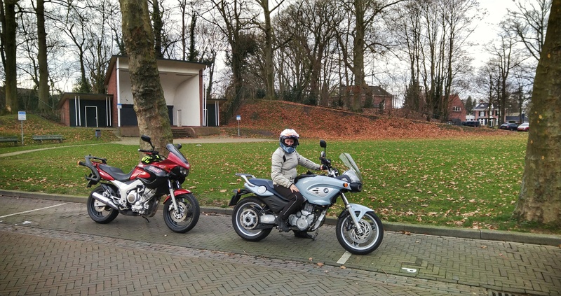 Afbeeldingslocatie: https://tweakers.net/i/D2GUkvXIfYYpOiSnTW2lM8H1L5g=/800x/filters:strip_icc():strip_exif()/f/image/JFd7SNsrJOM9bMhzBNVYVHH5.jpg?f=fotoalbum_large