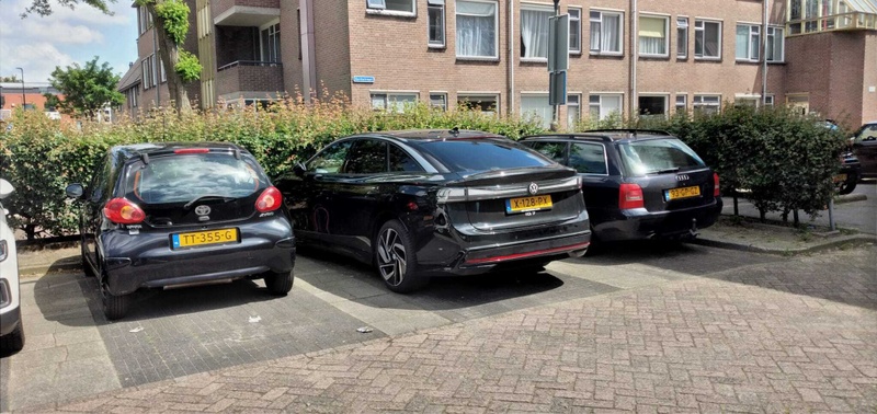 Afbeeldingslocatie: https://tweakers.net/i/D9E5F2M1wOcBN2jtAVnYkpBzyVg=/800x/filters:strip_icc():strip_exif()/f/image/aCxbabzqOGpJr9tcCTyQtnDg.jpg?f=fotoalbum_large
