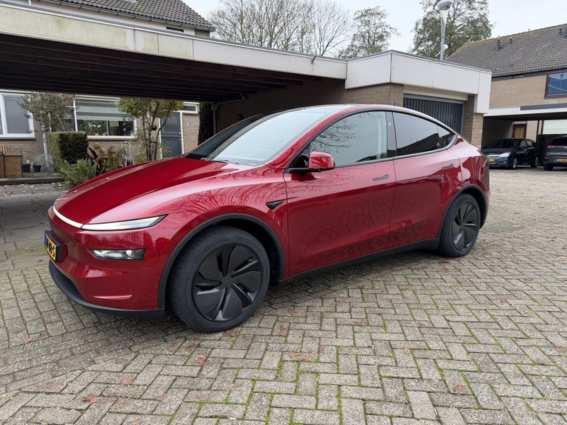 Afbeeldingslocatie: https://tweakers.net/i/DC6HiCIO2r9cDK5R0PUqmJnAQUc=/800x/filters:strip_icc():strip_exif()/f/image/AwDAQdoO07t8gS0RArz7zEkk.jpg?f=fotoalbum_large