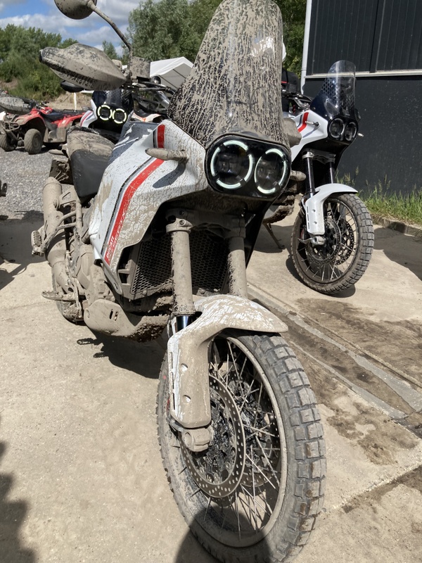 Afbeeldingslocatie: https://tweakers.net/i/DCQvxLvQ51V21RlRrSuNhWqPNvU=/x800/filters:strip_icc():strip_exif()/f/image/9nB9Xdh72TOZQrhyvABcdR5m.jpg?f=fotoalbum_large