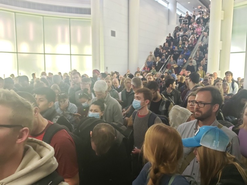 Afbeeldingslocatie: https://tweakers.net/i/DGcOQkGGJ8c7afTKqNR7fqvRIpk=/800x/filters:strip_icc()/f/image/8XUNLQhjxluTCcq4TYLXcrwh.jpg?f=fotoalbum_large