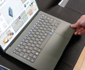 ASUS Zenbook A14