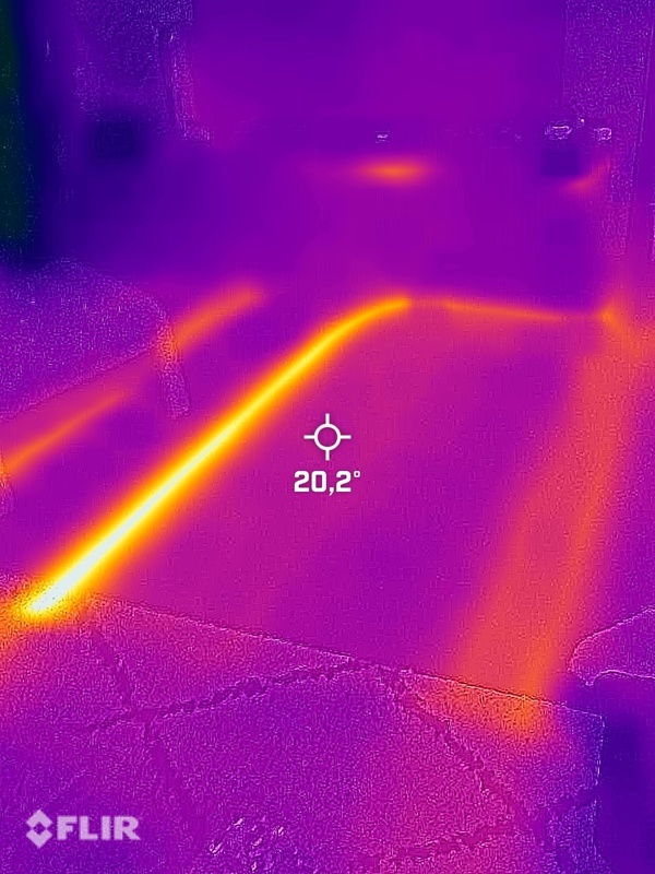 Afbeeldingslocatie: https://tweakers.net/i/DHPlIfloHahBMy6Wb78bBUJ3XOc=/x800/filters:strip_icc():strip_exif()/f/image/hD100XTQ6My4XdyLCVNOcQvu.jpg?f=fotoalbum_large