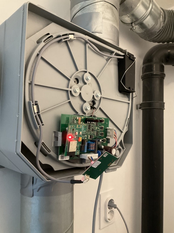 Afbeeldingslocatie: https://tweakers.net/i/DJXhuaKDNF1RN4b6oZiiCU2fw24=/x800/filters:strip_icc():strip_exif()/f/image/KOq2l55OEjmTQS6DH0zxHEcH.jpg?f=fotoalbum_large