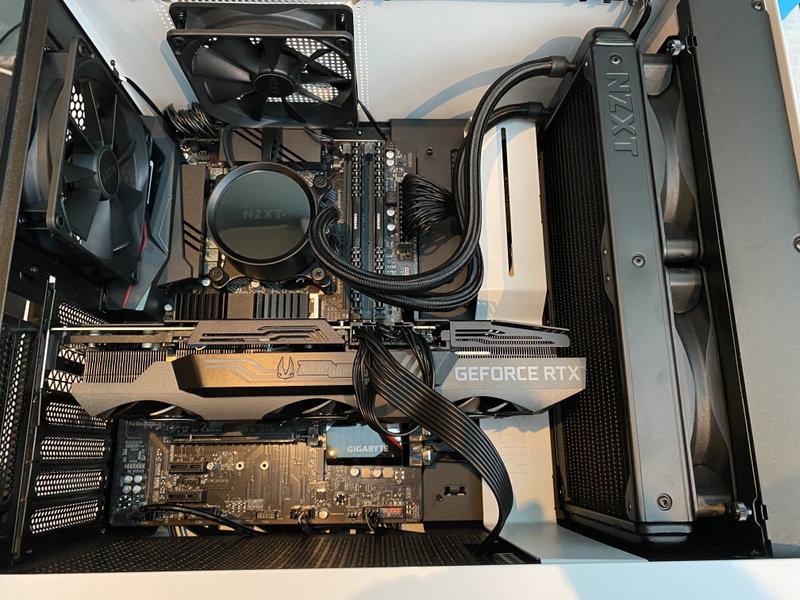 Afbeeldingslocatie: https://tweakers.net/i/DK0I7X9YeAEnKZE8VtK15ijVesI=/800x/filters:strip_icc():strip_exif()/f/image/UXZMKH68MsMbzWoeagG8Pk8o.jpg?f=fotoalbum_large