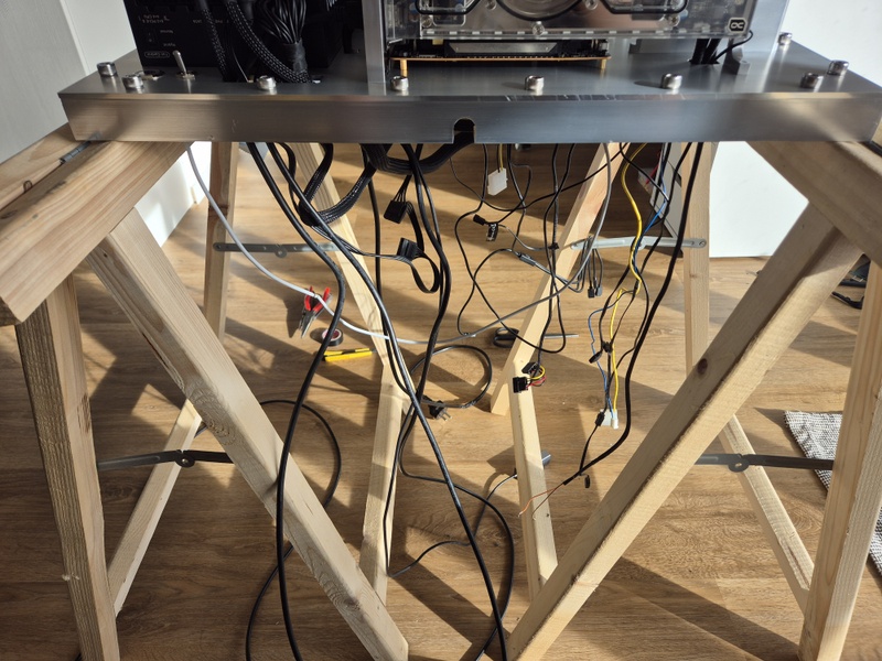 Afbeeldingslocatie: https://tweakers.net/i/DP3PVmmXGpgnyzK0WPFNUd3fpUk=/800x/filters:strip_icc():strip_exif()/f/image/8qRwoEFpLtj04SKI4x5slTGP.jpg?f=fotoalbum_large
