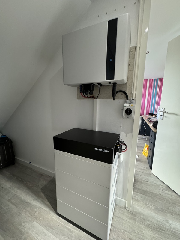 Afbeeldingslocatie: https://tweakers.net/i/DUfZZIpVFzQUMJEwfCGYT1Qa3Jo=/x800/filters:strip_icc():strip_exif()/f/image/ldmlLQfwsyxAJ7KJ9Ou8NDJp.jpg?f=fotoalbum_large