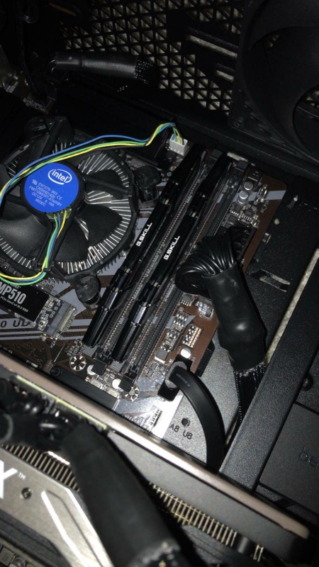 Afbeeldingslocatie: https://tweakers.net/i/DUjE8o7dqN6wBxQRoiODGxNvR1Y=/x800/filters:strip_icc():strip_exif()/f/image/SCPbeWhRIet5Dpr0qt6qbPGC.jpg?f=fotoalbum_large