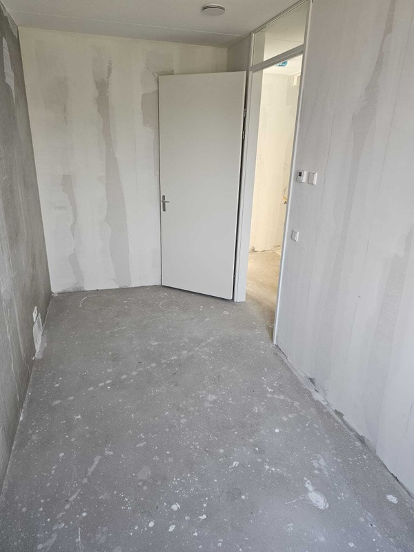 Afbeeldingslocatie: https://tweakers.net/i/DVyJ5ggb8cmT2FccVKxky3pPAgE=/x800/filters:strip_icc():strip_exif()/f/image/1Q2dPoapd7C64sONtH998PZQ.jpg?f=fotoalbum_large