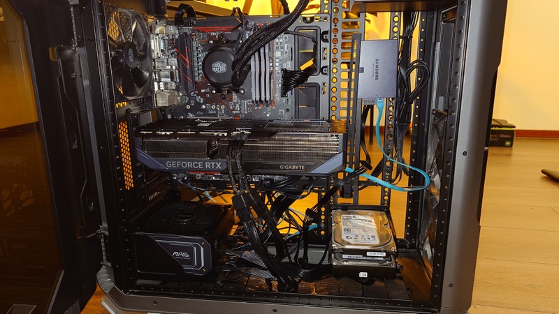 Afbeeldingslocatie: https://tweakers.net/i/DX-WYzUMmx_5ENnBaXcX_UyovNk=/800x/filters:strip_icc():strip_exif()/f/image/IdJyDV4UVnoxxqGjJ5Kyr2Ok.jpg?f=fotoalbum_large