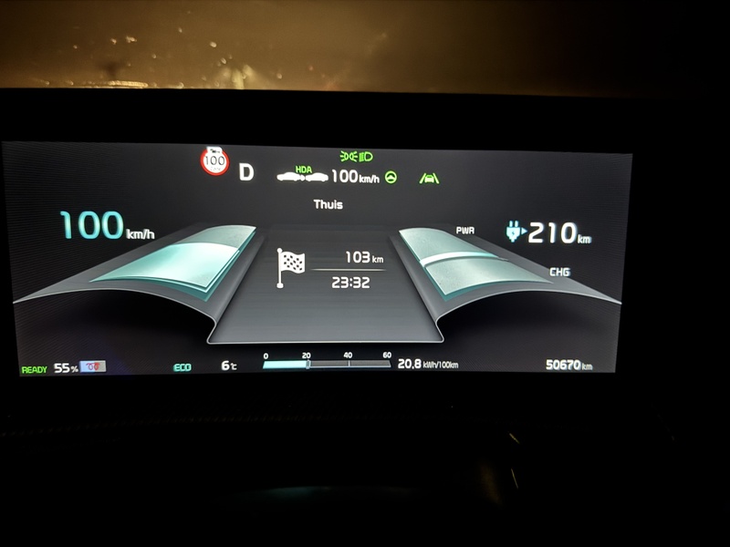 Afbeeldingslocatie: https://tweakers.net/i/DXvgRu-Wy8Iol6rF1J8g9_Sd3VQ=/800x/filters:strip_icc():strip_exif()/f/image/XwyUmytsCxKV4dwREi9144ka.jpg?f=fotoalbum_large