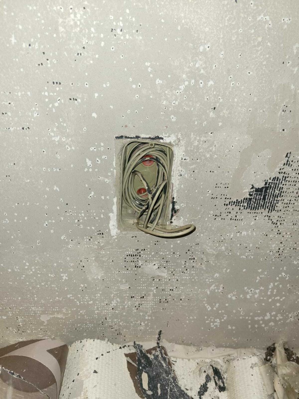 Afbeeldingslocatie: https://tweakers.net/i/DZDiPieeerWGAAnrBlq4tD6RXNA=/x800/filters:strip_icc():strip_exif()/f/image/Kk0Y4THrgJpDNK6zh2UMZL5m.jpg?f=fotoalbum_large