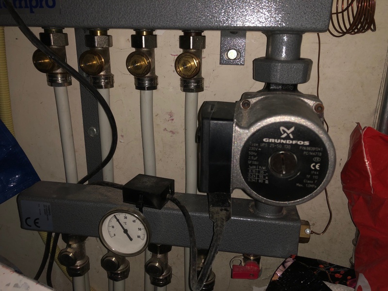 Afbeeldingslocatie: https://tweakers.net/i/D_BAg2XpHfvwaEYrg2yywd-B02A=/800x/filters:strip_icc():strip_exif()/f/image/ciyTdoQqYNTdWJAXKEJNxMTE.jpg?f=fotoalbum_large